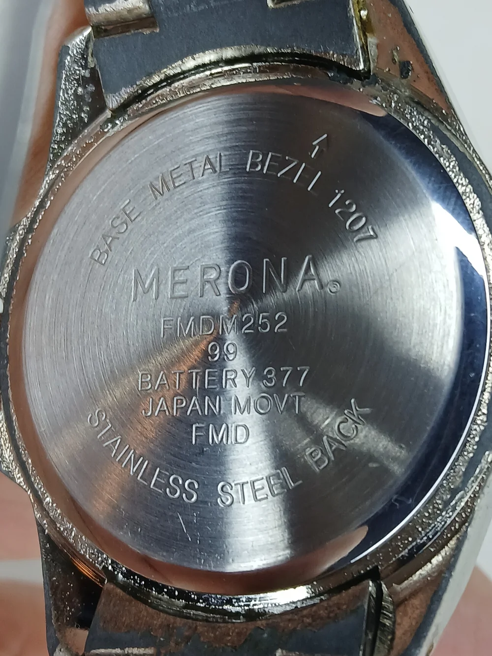 ​Merona FMDM252 Men Watch Silver Tone Blue Bezel Silver Dial Japan Movt